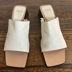 EUC Zara leather sandals size 38 (7.5)